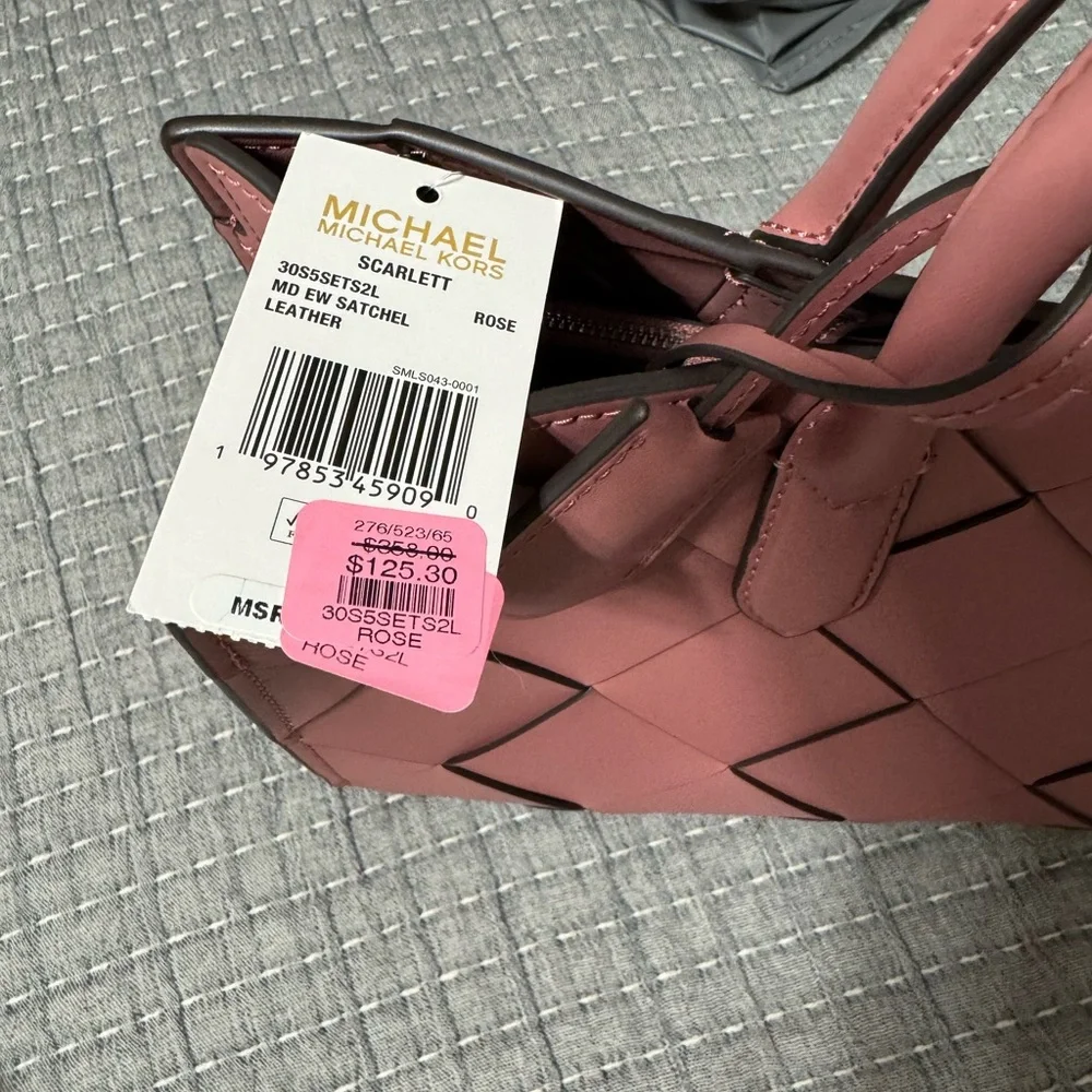 Michael Kors Rose Satchel - Picture 4 of 7